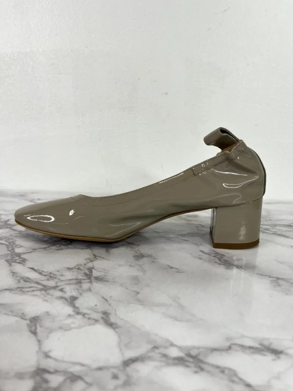 Everlane Women's The Italian Patent Leather Grey  Heel Size 6.5